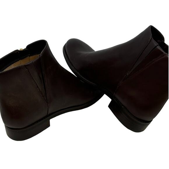 MICHAEL KORS Women's NEW Brown Leather Lainey Flat Bootie | Size 6 | NWOB - Picture 5 of 7